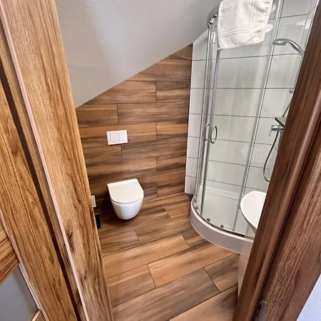 Bed & Breakfast Bialy Dom - Do Wynajecia 3*